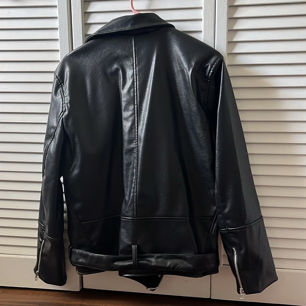 BRAND NEW (NWT) H&M Black Vegan Leather Jacket - Picture 9 of 11